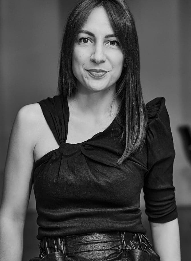 Shannah Willert, Salon X Papas